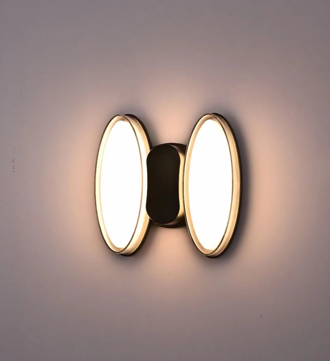 Applique da parete a led per esterni Applique da parete a led per esterni Applique da esterno a forma di lampadina Applique da parete a LED per esterni impermeabile