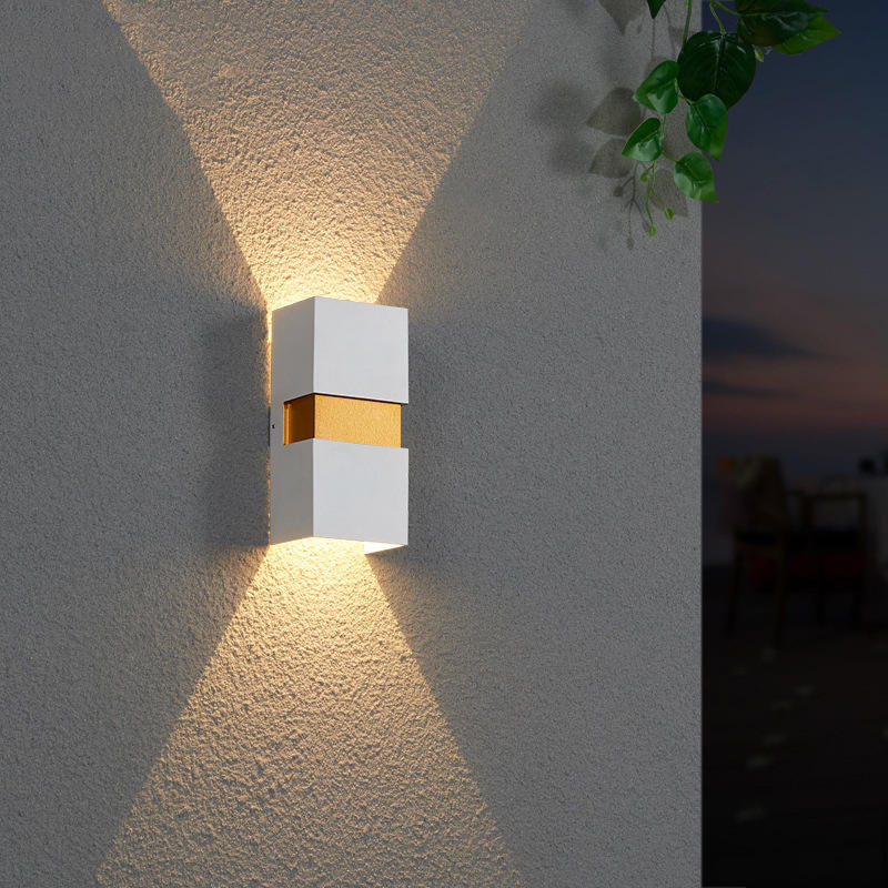 Lampada da parete a LED per esterni rettangolare in alluminio impermeabile IP65 da giardino di alta qualità