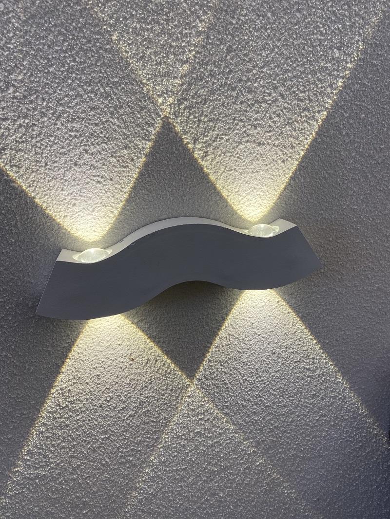 Lampada da parete decorativa a led con 4 barbe e luce notturna da esterno applique decorativa a led impermeabile
