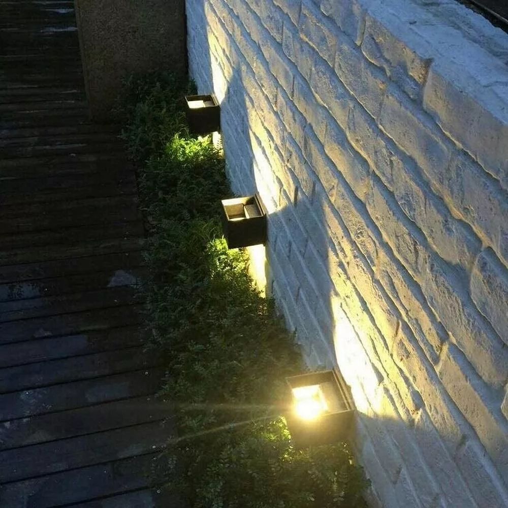Stile industriale 12W AC85-265V Impermeabile IP65 Fascio regolabile Alluminio Outdoor LED Cubo Impermeabile Applique da parete Applique