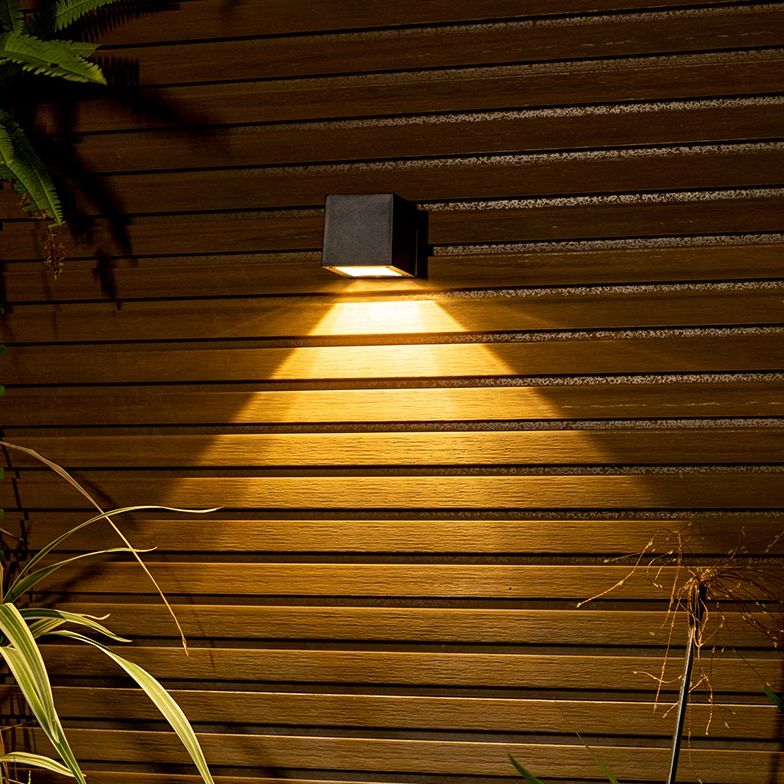 Lampade da parete solari per esterni Lampade da parete solari Lampade da parete solari Lampada solare da esterno cubo Lampada solare quadrata Lampada a luce calda impermeabile IP65