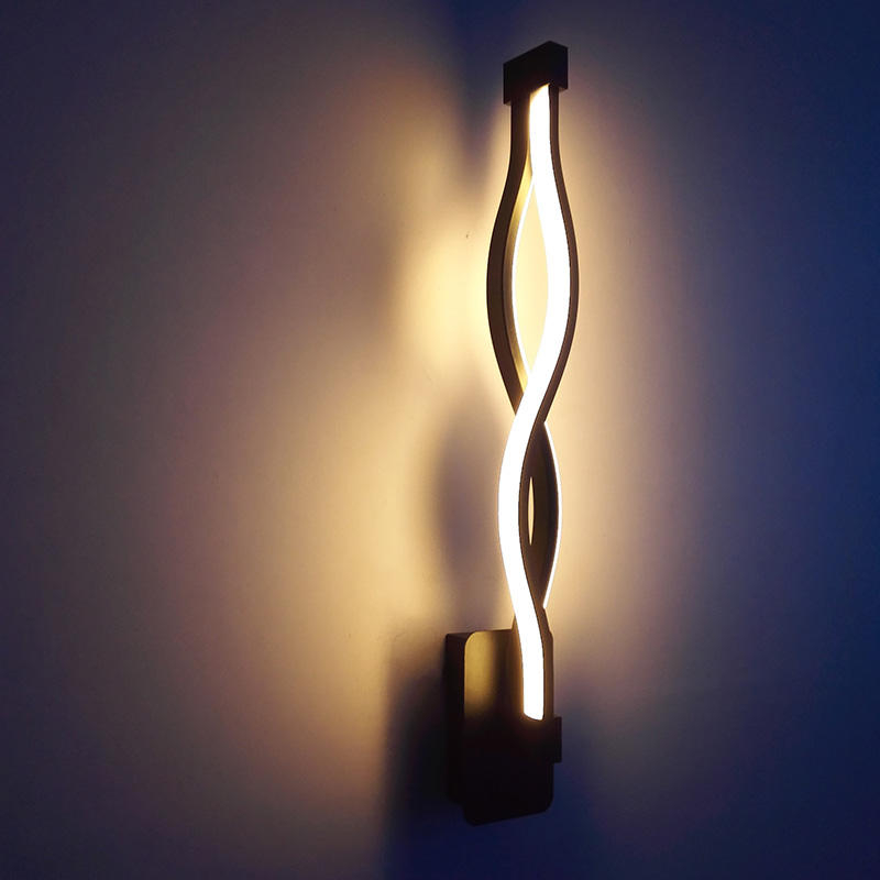 AC 85-265V Decorazione della casa moderna Forma d'onda Alluminio Up Down Lampada da parete a LED Applique da parete a LED per interni Luce ghirlanda natalizia