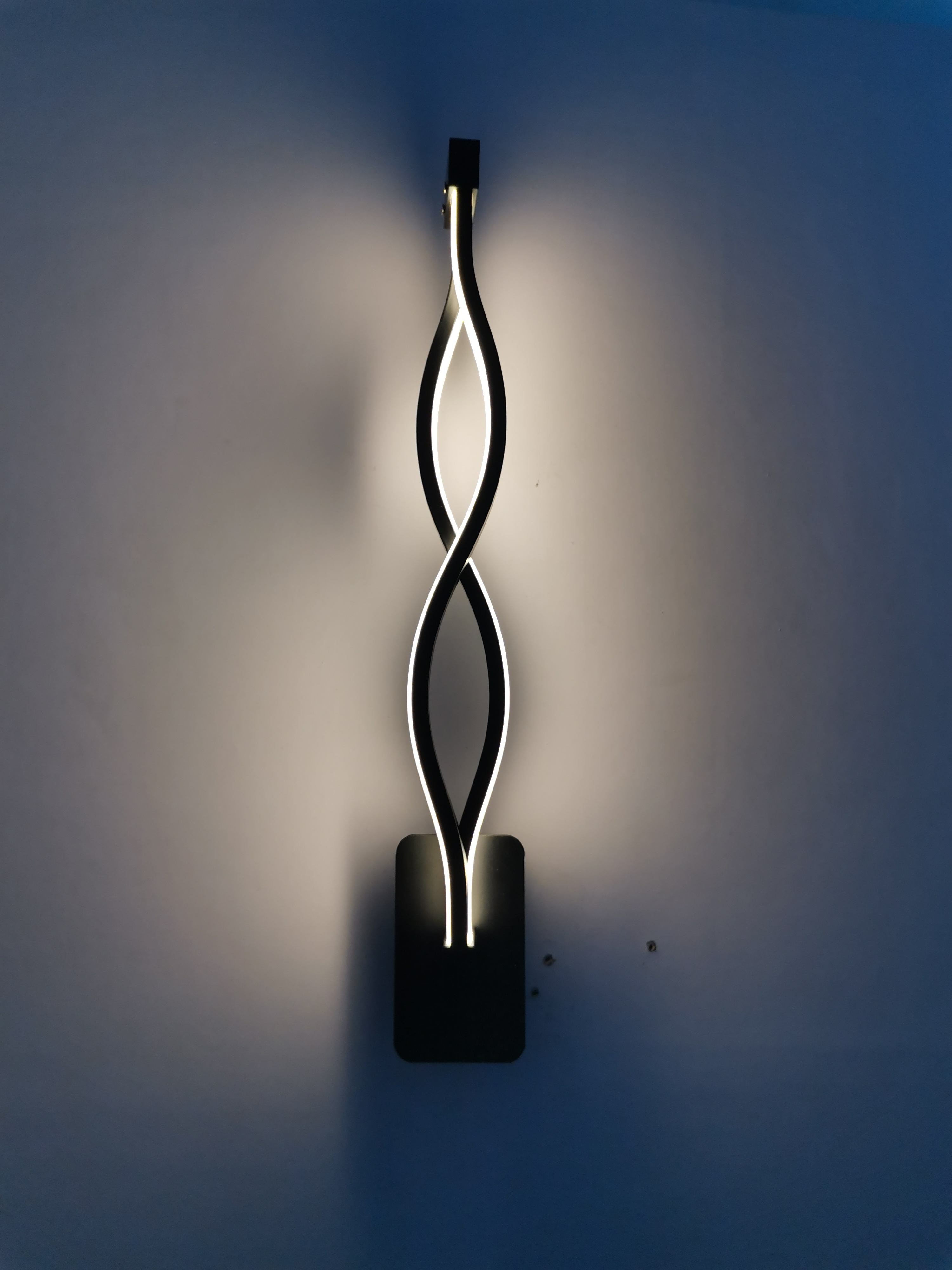 Lampada da parete a onde lunghe LED 16W Illuminazione da comodino in alluminio per lampada da interno per corridoio scale per hotel