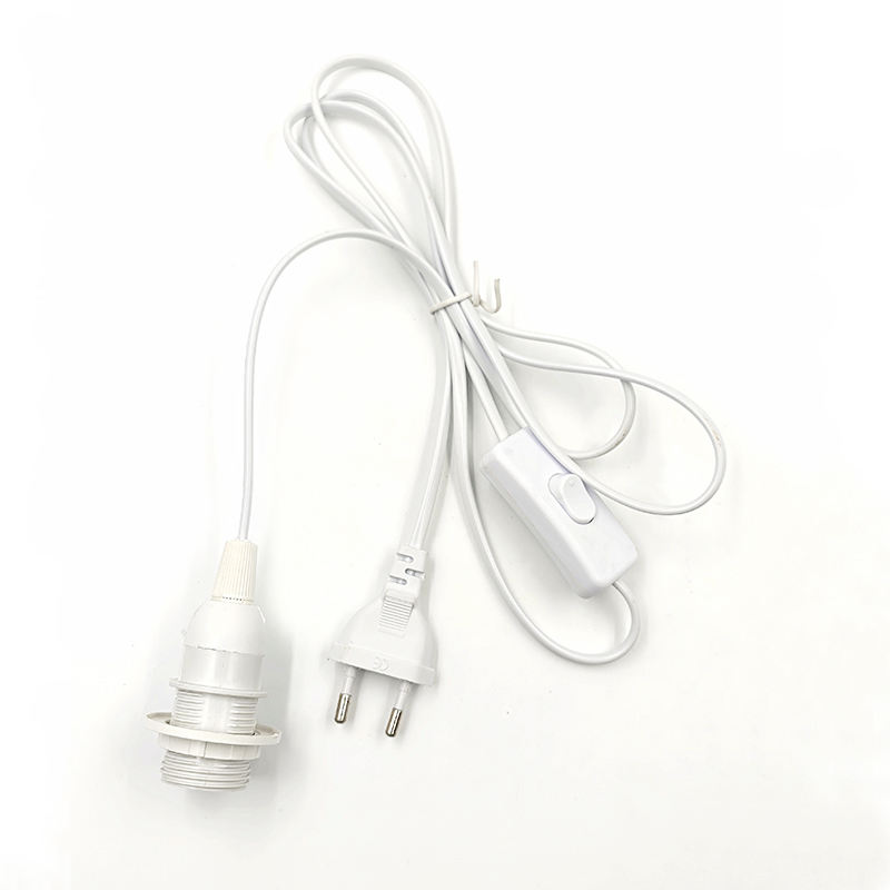 Portalampada in plastica di alta qualità E27 E14 in ottone porcellanato Base portalampada LED terminale Portalampada a soffitto