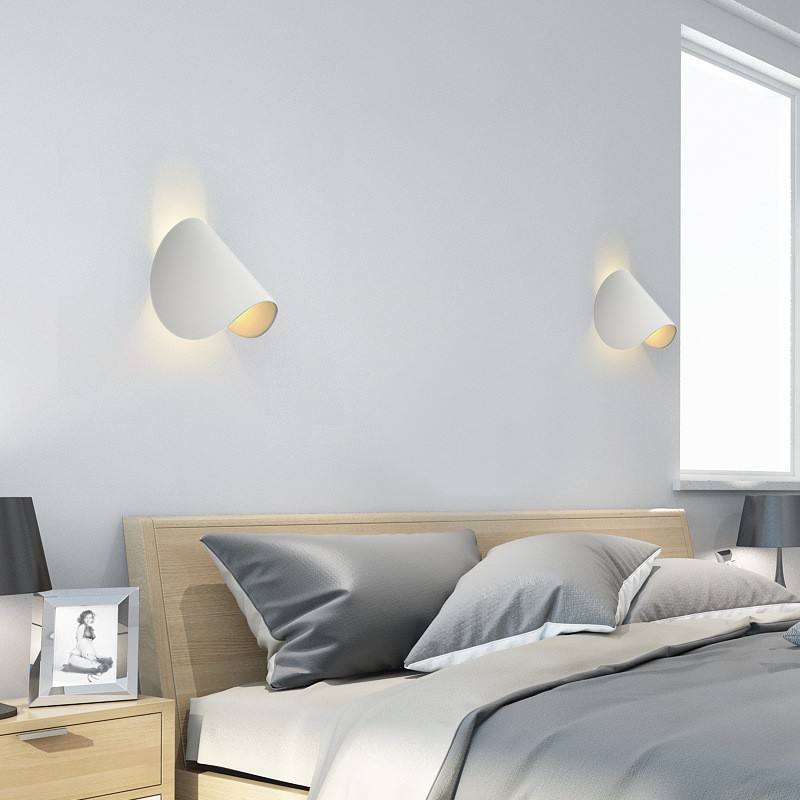 Portalampada G4 Lampada da parete minimalista italiana Lampada da parete girevole applique da parete a led bianca Soggiorno Lampada da parete per hotel d'arte rotante creativa Lampada da parete per camera da letto nordica