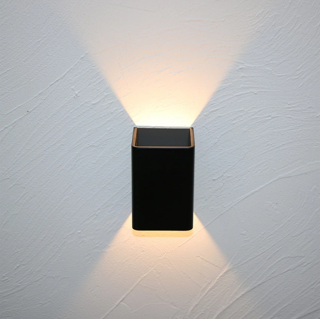 Lampada da parete moderna in alluminio da 5W Lampada da parete a LED Art Déco RGB Apparecchio di illuminazione da comodino luce notturna per camera da letto