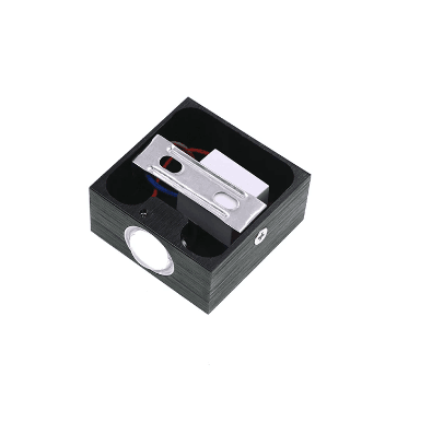 Lampada da parete a sospensione Testata moderna Montata a parete Nichel spazzolato chiaro Decor Hotel Lampada da parete USB Bend Metallo Luminoso personalizzato