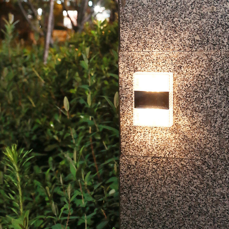 China Factory LED Square Lights Corpo applique da parete per esterni in alluminio 2023 Le più recenti lampade da parete in vendita in fabbrica IP65 luci a led esterne