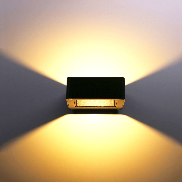 LED Portico Luce Impermeabile Esterna 6W 12W Lampada da parete in alluminio nero Giardino Cortile Corridoio Balcone Sconce Light AC110V / 220V