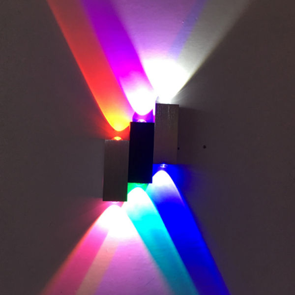 Lampada da parete a LED su e giù per scale Riparo da parete Fornitura di fabbrica 6W Lampade da parete per interni in alluminio Fabbricazione decorativa ILLUMINAZIONE