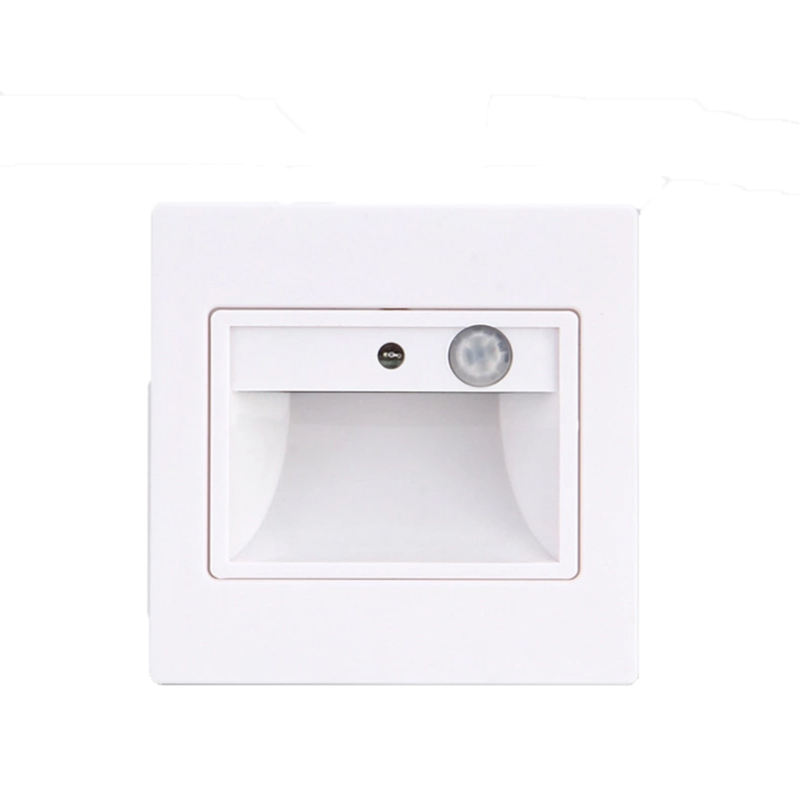 Rivelatore di movimento PIR a buon mercato di fabbrica + luce notturna con sensore di luce per scale a pioli con lampada a pedale in magazzino