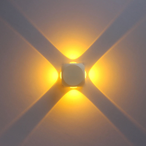 Lampada da parete a LED da 12W Lampada da parete per esterno impermeabile IP65 Portico Lampada da parete per balcone Lampada da parete per decorazione terrazza