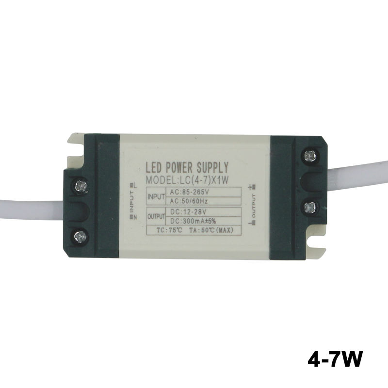 Driver LED in plastica Driver LED in plastica Trasformatori di illuminazione Guscio di plastica sicuro Driver LED Adattatore di alimentazione per trasformatore di luce LED per lampada / lampadina a led