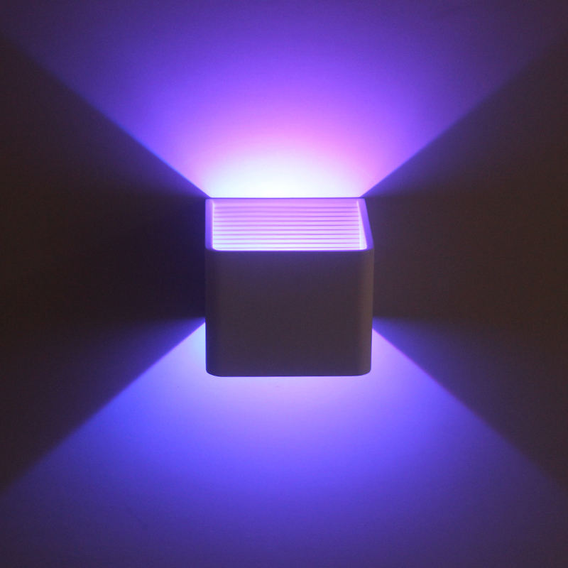 Lampada da parete a led cubo da 3W di alta qualità con telecomando rgb per l'illuminazione del soggiorno interno