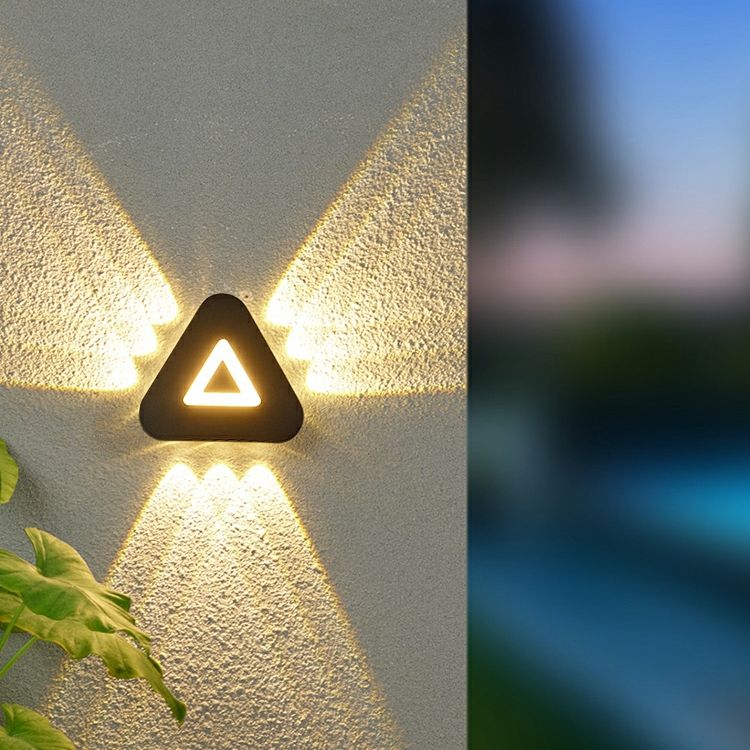 Lampade da parete a LED moderne e minimaliste a forma di triangolo Lampade da parete per esterni in stile nordico Soggiorno 12W AC85-265V Illuminazione fantasia semplice