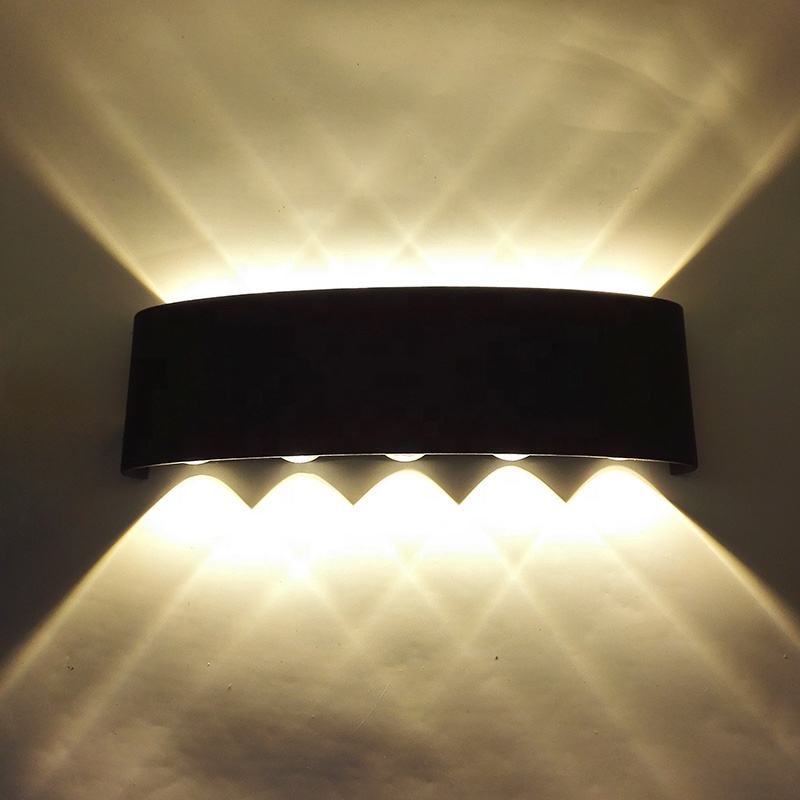 Lampade da parete con lampada di alta qualità Illuminazione a led per interni impermeabile per esterni Cancello per esterni Balcone Giardino Illuminazione