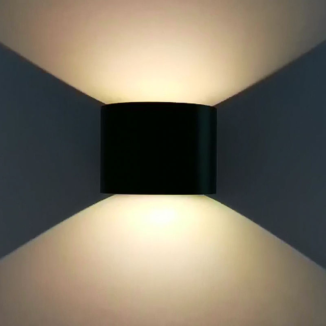 Lampada da parete a led impermeabile da 6W con design a semicerchio impermeabile per esterni con lampada a sospensione per applique a prezzo diretto di fabbrica