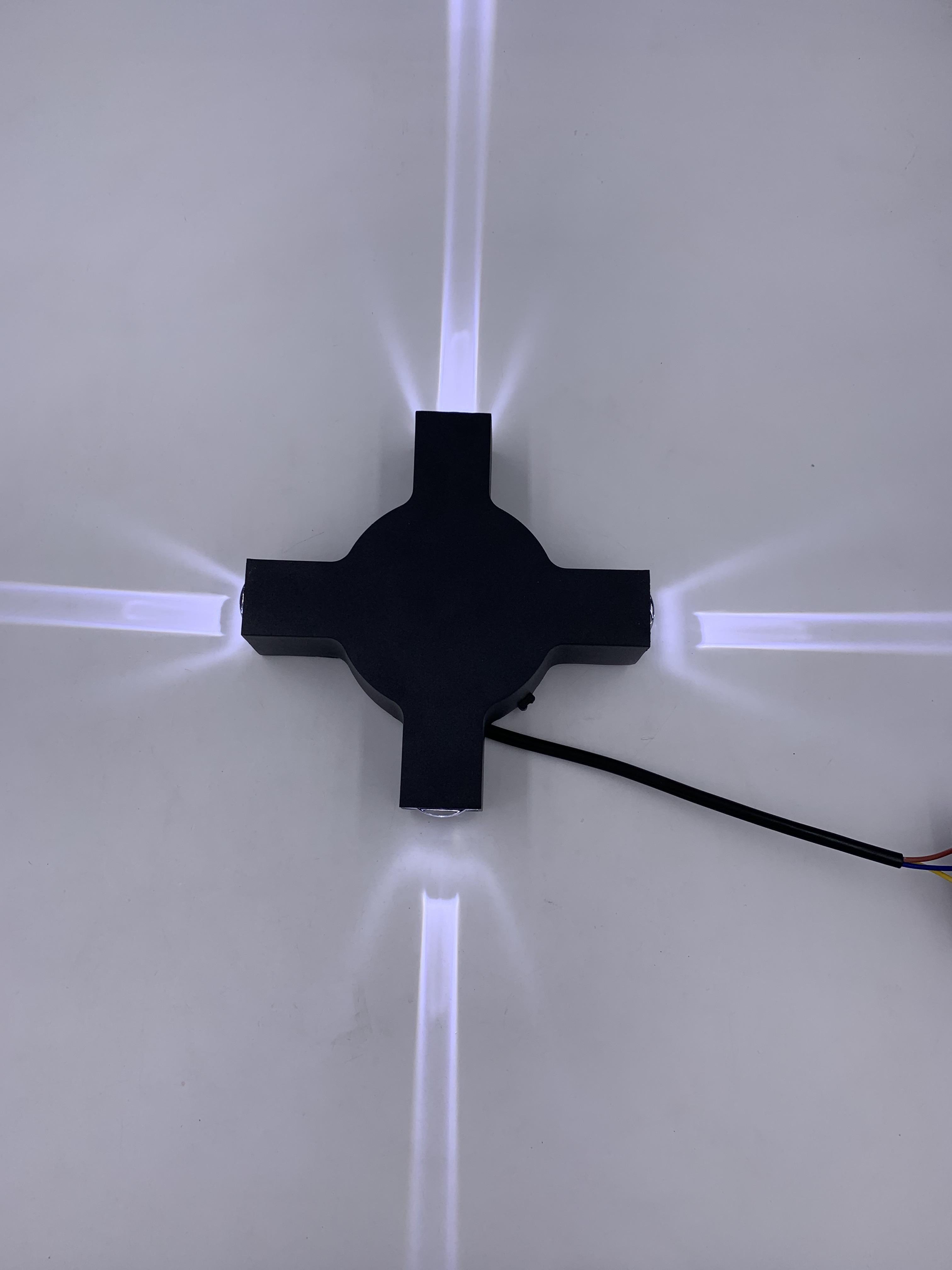 4W 12W Lampada da esterno impermeabile da parete dal design moderno up down loft RGB telecomando lampade da parete a LED lampada a bacchetta
