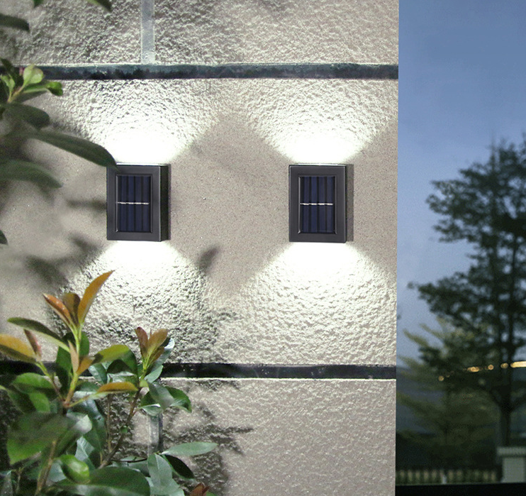 Lampada da parete solare decorazione esterna giardino cortile casa impermeabile su e giù lampada da parete luminosa lampada da parete per esterni