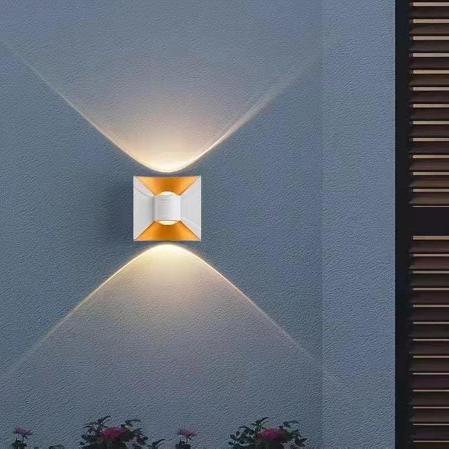 Modern Mount Exterior Decor Lusso esterno impermeabile per la camera da letto della camera da letto Hotel Light Sconce Lampada da parete a LED fissata al muro