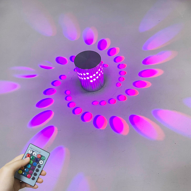 Lampada da parete per scale a led in alluminio RGB Lampada da parete per interni per home office con prezzo di fabbrica e moderna luce notturna montata a distanza