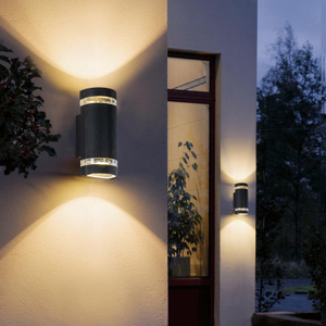 Applique da parete per esterni GU10 Lampade da parete da giardino a induzione con controllo della luce a LED Doppia testa su e giù Illuminazione Cortile Balcone Sconce