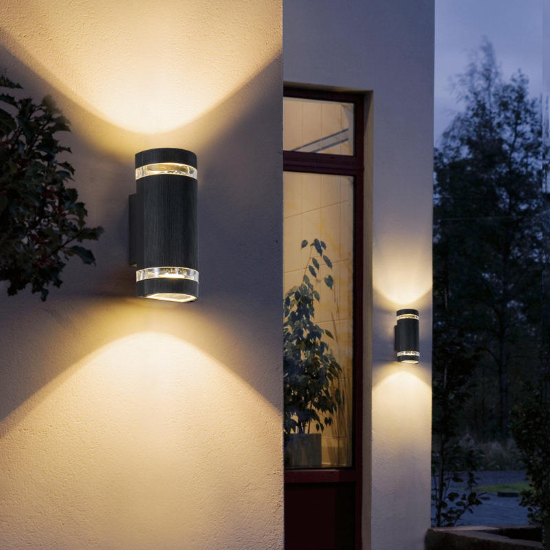 Applique da parete per esterni GU10 Lampade da parete da giardino a induzione con controllo della luce a LED Doppia testa su e giù Illuminazione Cortile Balcone Sconce