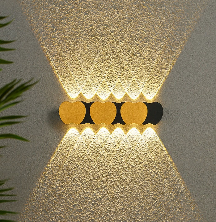 Nuovo Corridoio Scale Illuminazione Lampada da parete a LED Esterna impermeabile IP65 Su e giù Applique da parete Luce acrilica Luci da giardino 220V