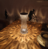 Lampada da tavolo a luce notturna ricaricabile in cristallo rosa acrilico Tiktok Touch Control Lampada da scrivania che cambia colore