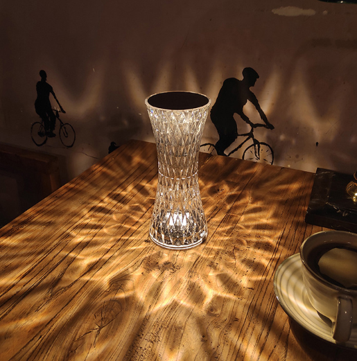 Lampada da tavolo a luce notturna ricaricabile in cristallo rosa acrilico Tiktok Touch Control Lampada da scrivania che cambia colore