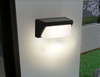 Lampada a luce solare impermeabile a luce solare a luce solare per esterni per giardino Street Landscape Balcone Decor Lampada da parete solare per esterni