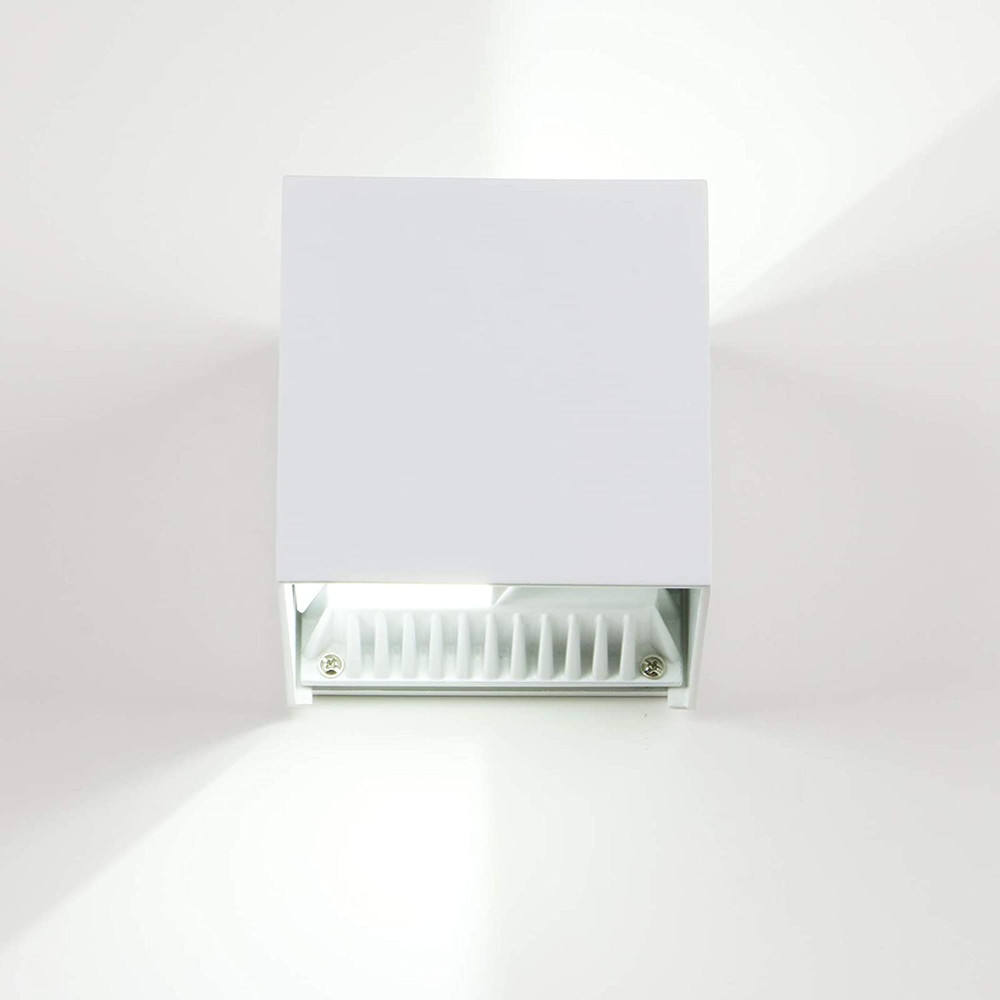 Vendita calda moderna LED Up Down Lighting Soggiorno Cube Sconce Lamp Fixture Mount Indoor Outdoor Wall Light 20W 12CM Cube Light