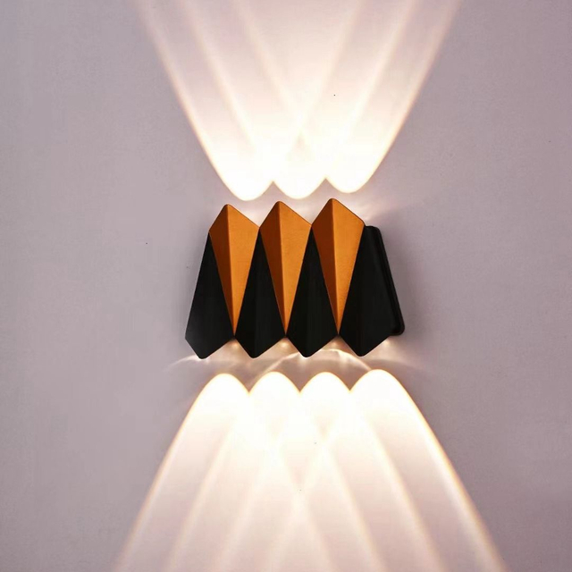 Luminario da giardino impermeabile in stile nordico 12W LED Wandlamp Brace Wall Night Light Decorare per illuminazione esterna Divano sfondo