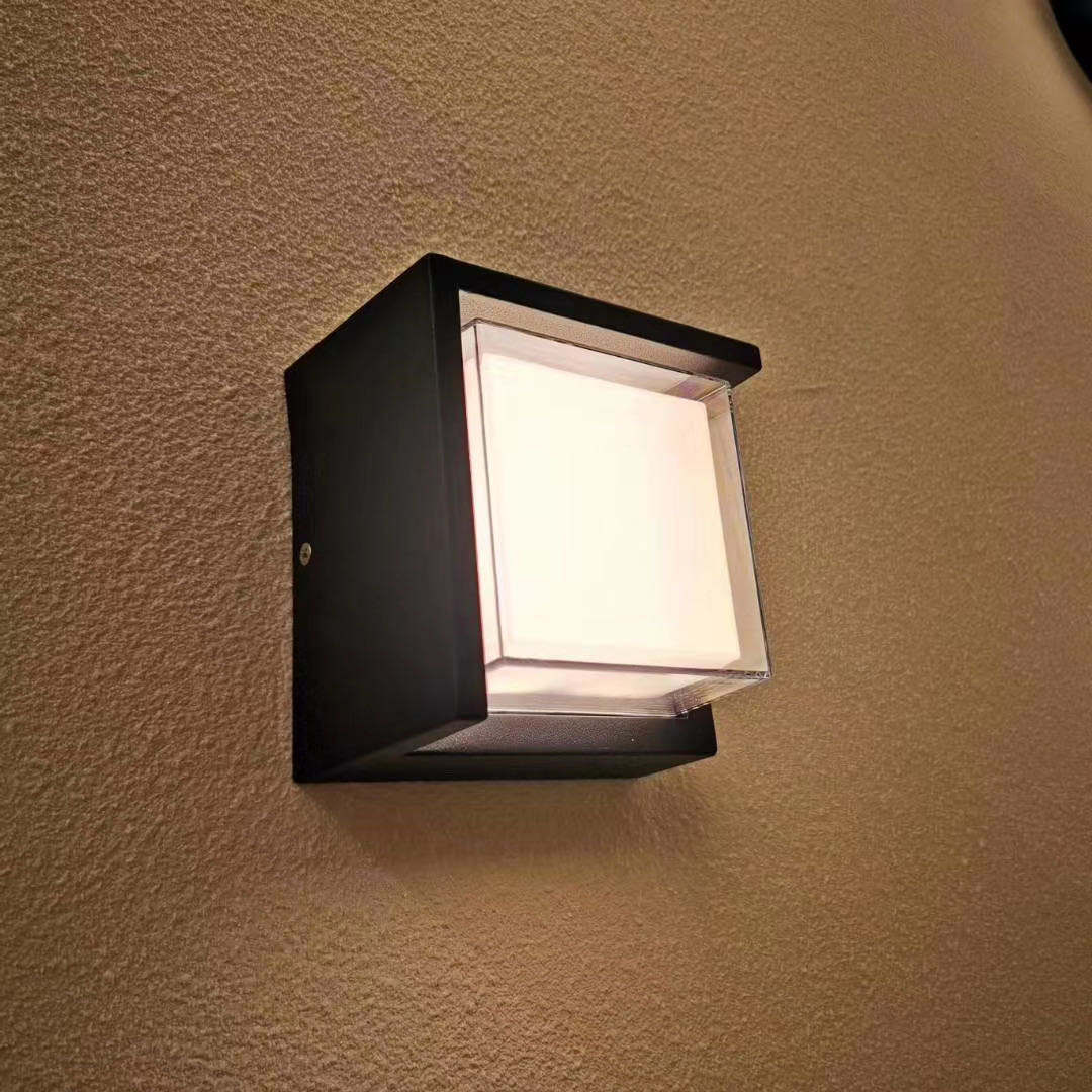 Lampada da parete a Led impermeabile Giardino Decorazione esterna Porta d'ingresso Illuminazione Sconce AC85-260V Apparecchio per paralume nero