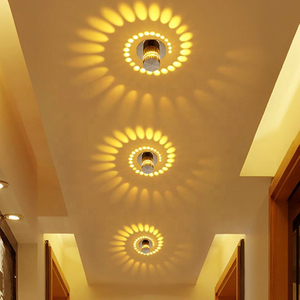 Lampada da parete a soffitto a LED RGB poroso montata a soffitto con telecomando per cortile interno con applique da bar ristorante