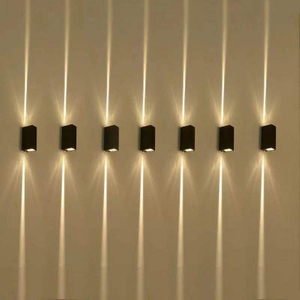 Vendita calda Quadrato di lusso Impermeabilizza IP65 Lampada da parete per esterni Lampada da giardino a LED Luce da corridoio Lampade da parete a LED Faretto