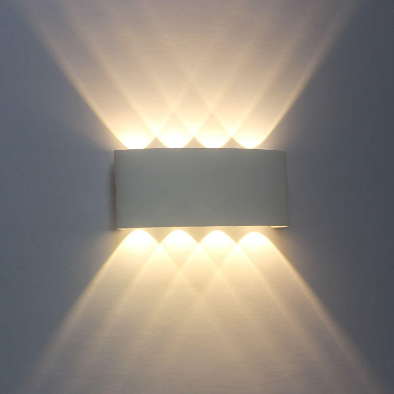 Prezzo di fabbrica economico Ip65 Applique da parete impermeabile Lampada da bagno a led nera Sconce per il 100% di sicurezza