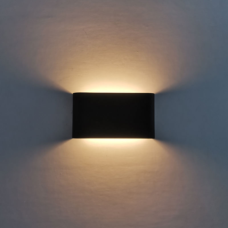2.4G Dimming a tre colori con telecomando Wandlamp Illuminazione su e giù per camere d'albergo interne con lampada da parete nel prezzo