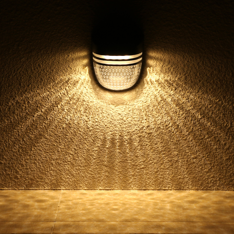 Atmosfera solare Luci da parete decorative Giardino domestico Luci da giardino Paesaggio esterno Luci esterne impermeabili solari