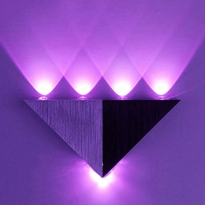 Il bagno domestico di vendita calda della fabbrica ha condotto la luce della parete dell'interno con sicurezza 100%.