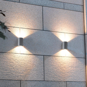 Alluminio COB Lampada da esterno 6W Impermeabile IP65 Lampada da parete Su e giù Portico Applique 85-265v Lampada da parete regolabile Cortile Portico