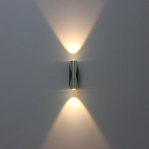 Nuova lampada a led decorativa Lampada da parete moderna corta dritta e applique da parete per illuminazione interna da ristorante Applique da parete su e giù