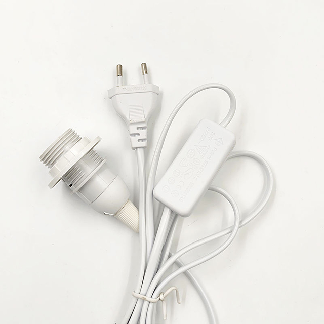 Cavo di alimentazione da 1,8 m Cavo E14 Basi per lampade Spina europea 303 Cavo interruttore per lampadina a sospensione LED E14 Lampada a sospensione Supporto per presa di sale