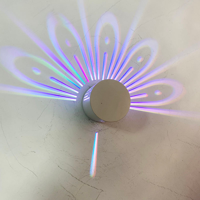 Creative Peacock Projection Lamp Remote Touch RGB Colorful Led Background Night Light Animal Wall Light Home Deco per camera da letto