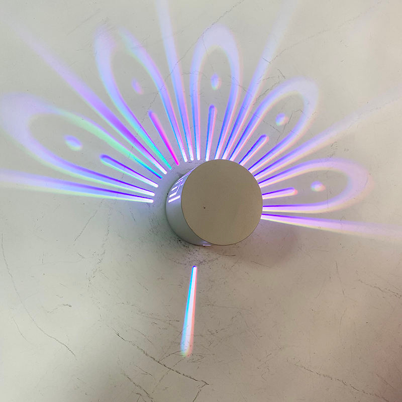 Creative Peacock Projection Lamp Remote Touch RGB Colorful Led Background Night Light Animal Wall Light Home Deco per camera da letto