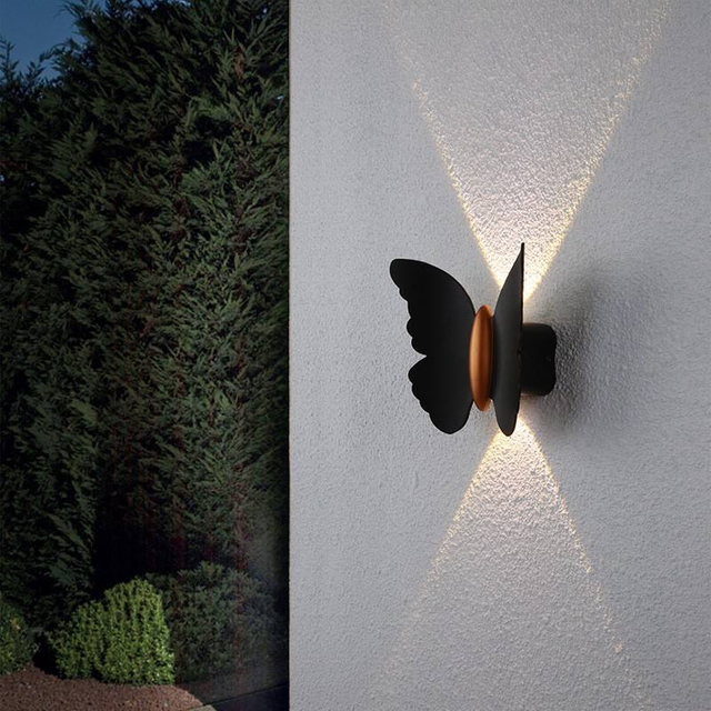 Lampada da parete per esterno a forma di farfalla 6w IP65 impermeabile per luce decorativa da giardino