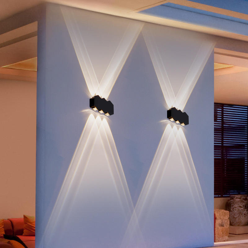 Lampada da parete Vendita calda Impermeabile Outdoor Nuovo design Corridoio Applique da parete Lampade Prodotto di esportazione Personalizzabile Colore chiaro High-End