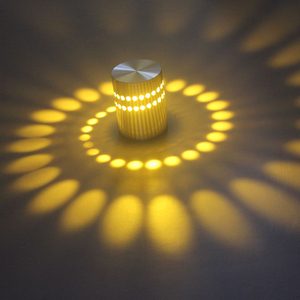 Hagood applique da parete a LED con foro a spirale RGB con telecomando per interni per feste bar hall KTV decorazioni per la casa