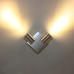 Lampada da parete 2W Illuminazione a destra e in basso Applique a LED colorata in alluminio a parete Decorata per interni per la danza del soggiorno della camera da letto