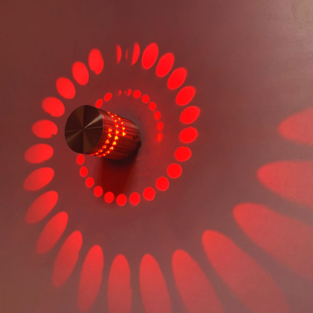 Lampada da parete a effetto luce da parete a LED con foro a spirale RGB con telecomando Lampada a bacchetta colorata per la decorazione della casa KTV da bar per feste
